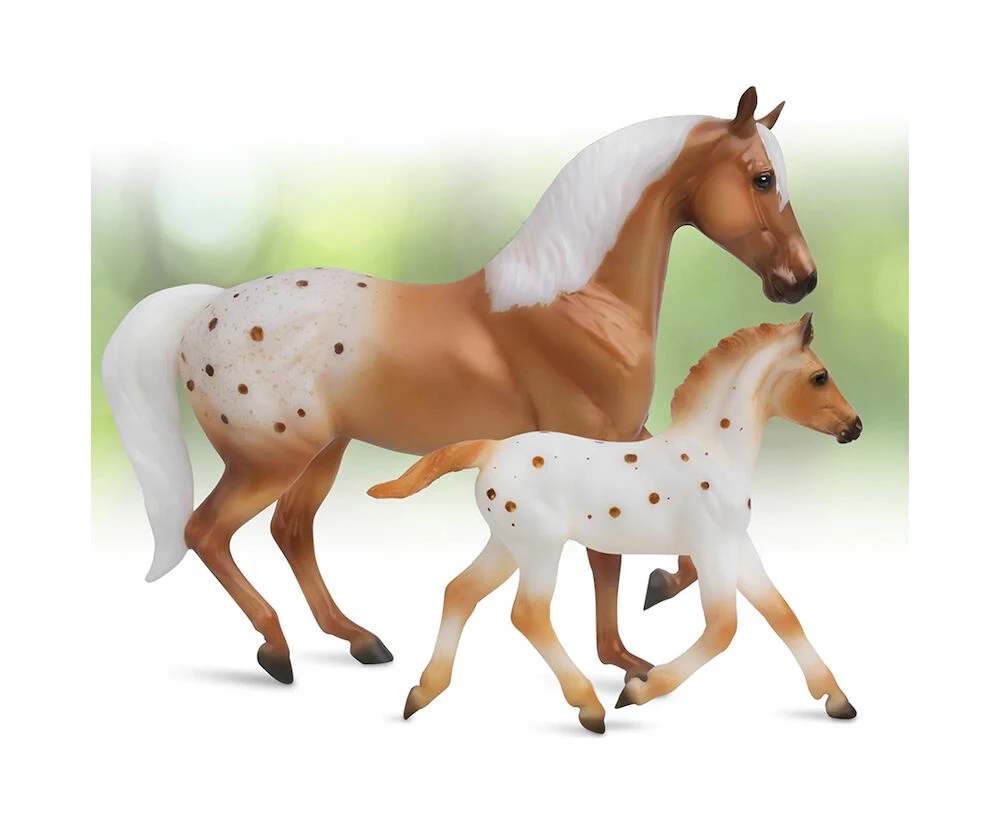 BREYER Freedom Effortless Grace Horse And Foal Set