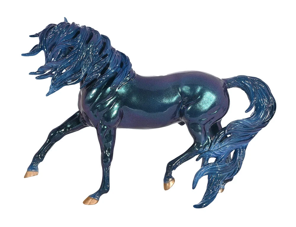BREYER Traditional Neptune - Unicorn Stallion