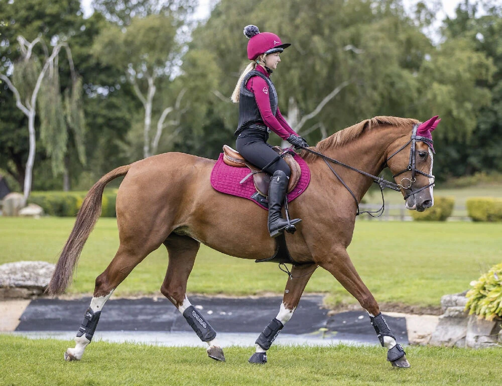 LEMIEUX Lemieux Loire Classic Satin Square Close Contact Saddle Pad