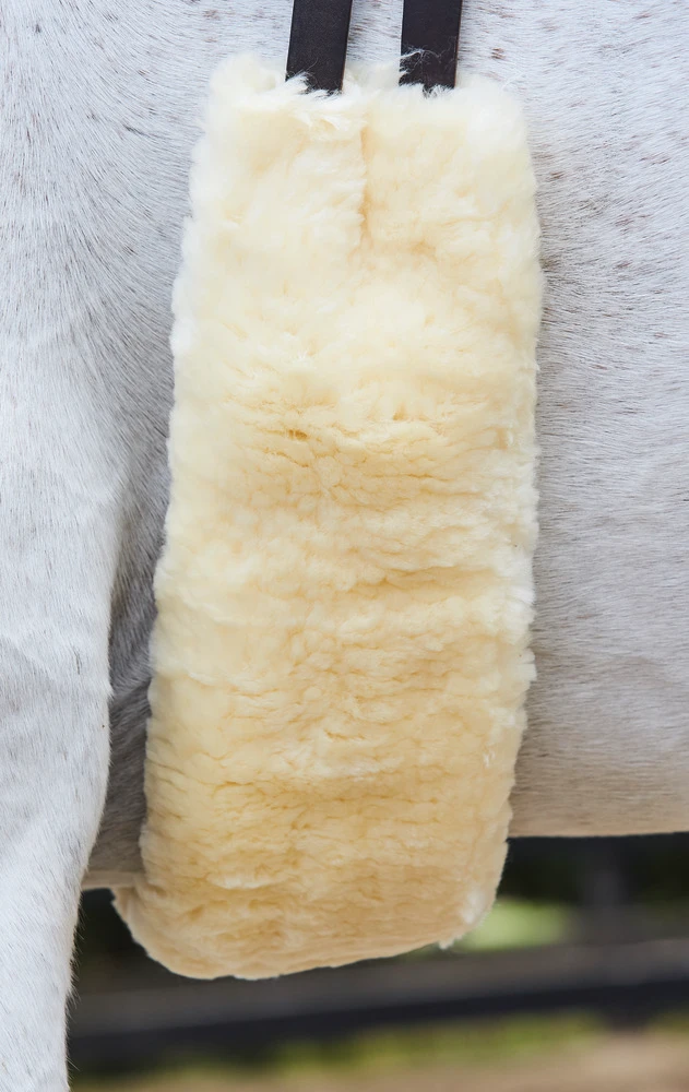 WEATHERBEETA Merino Sheepskin Girth Cover