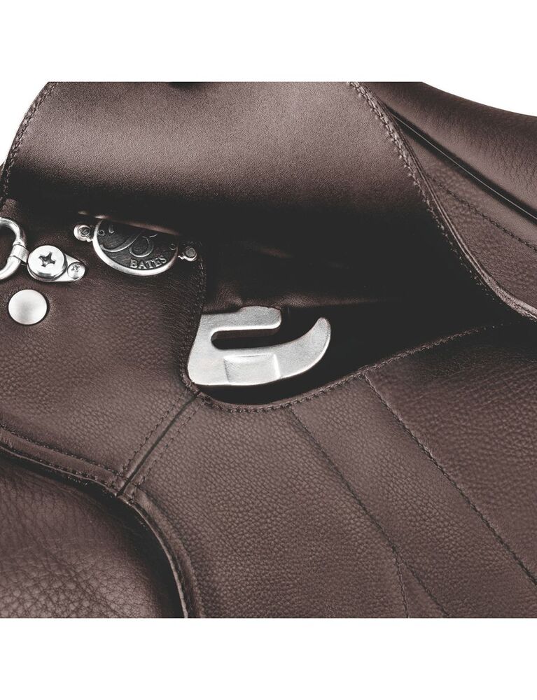 BATES Wide All Purpose+ Saddle With Hart