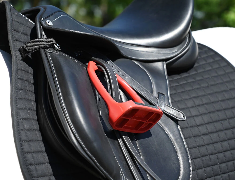 KORSTEEL Aluminum Wide Tread Grip Stirrups