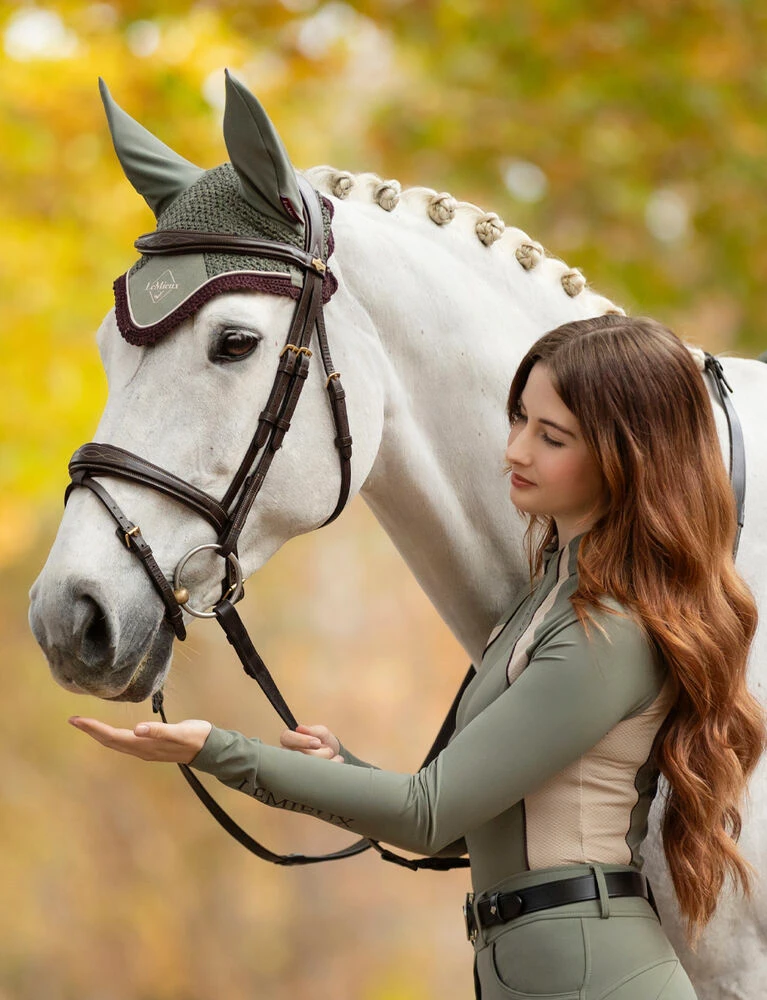 LEMIEUX Suede Close Contact Square Saddle Pad