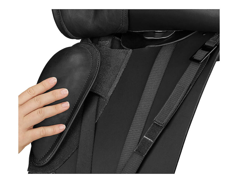 BATES Isabell Icon Dressage Saddle With Luxe Leather And Hart