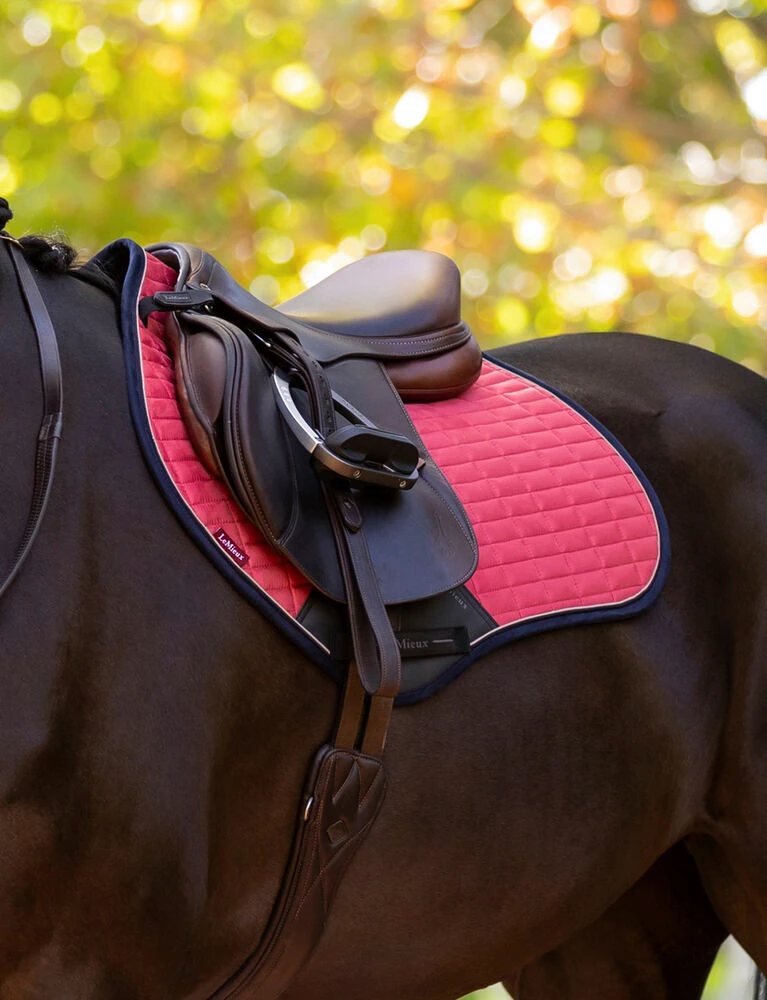 LEMIEUX Suede Close Contact Square Saddle Pad