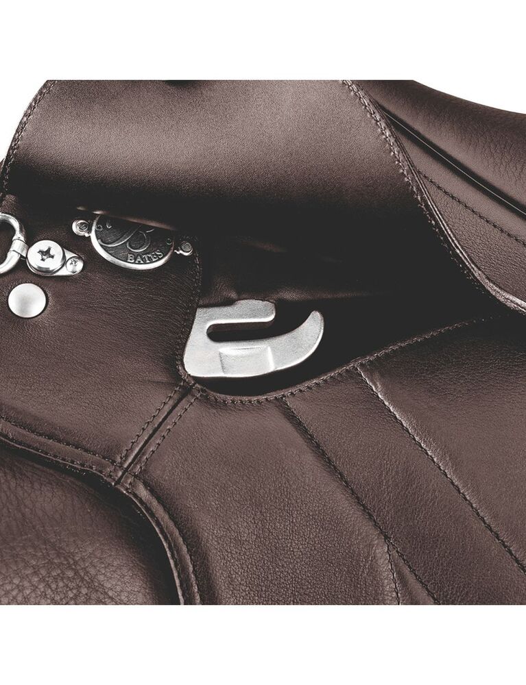BATES Wide All Purpose+ Saddle With Luxe Leather & Hart