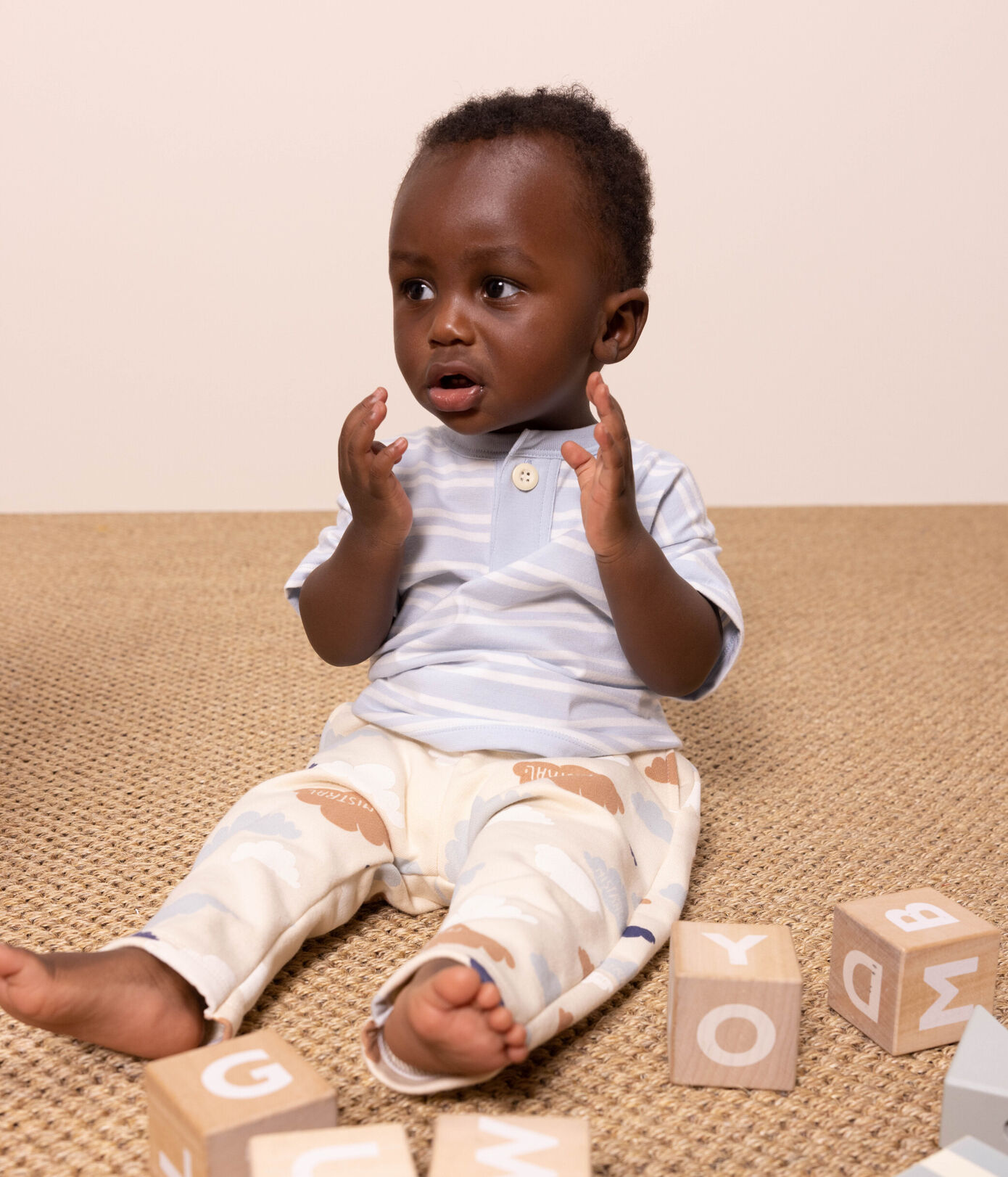 Tee-shirt manches courtes bébé en jersey rayé