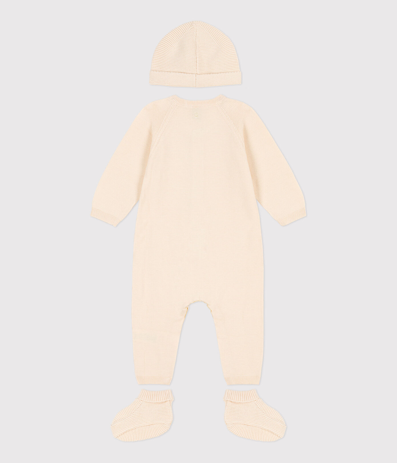 Coffret cadeau naissance en tricot