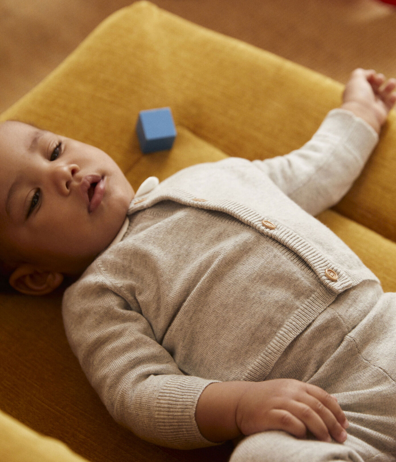 Ensemble 2 pièces bébé en tricot laine et coton