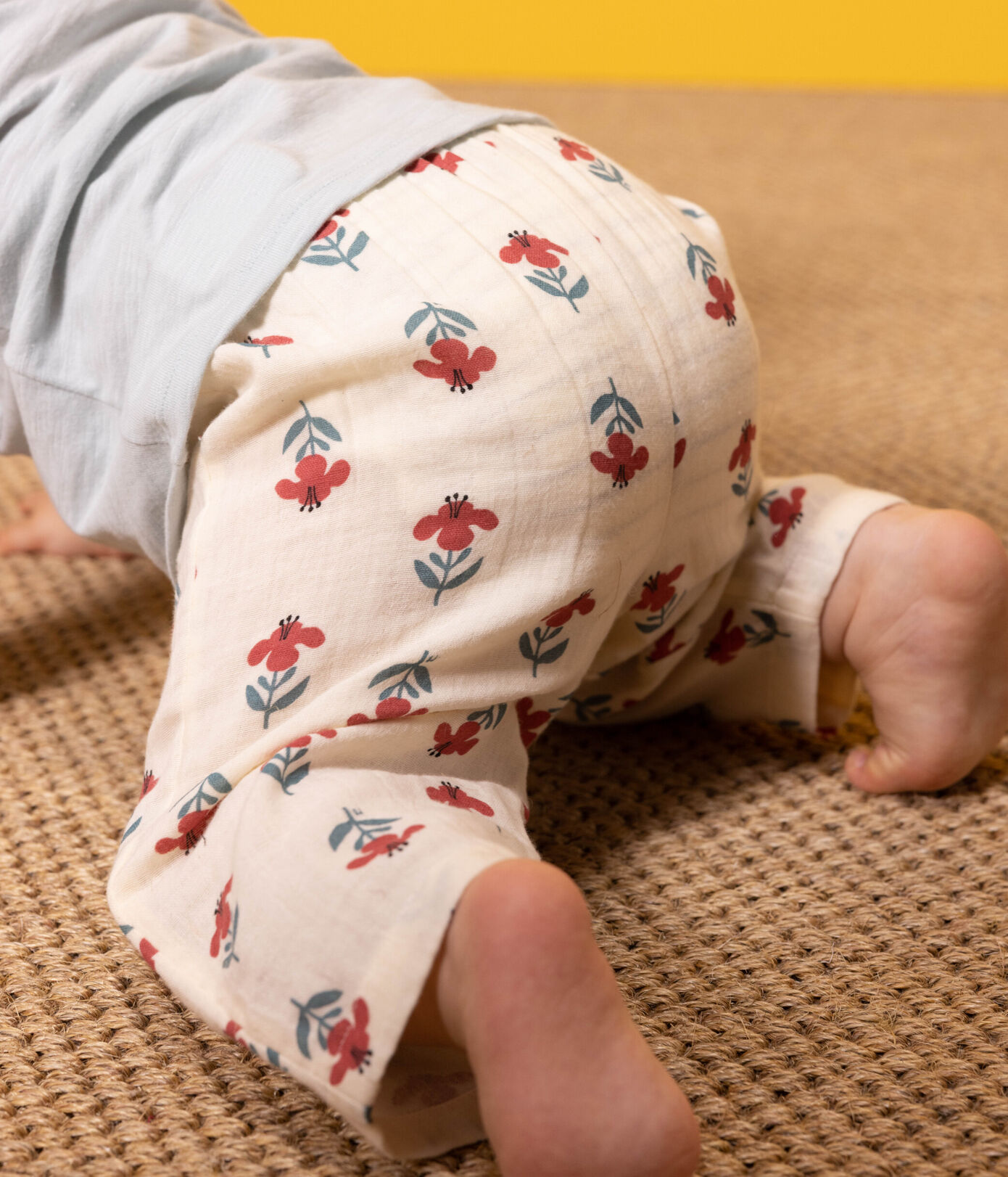 Pantalon bébé en gaze de coton imprimée