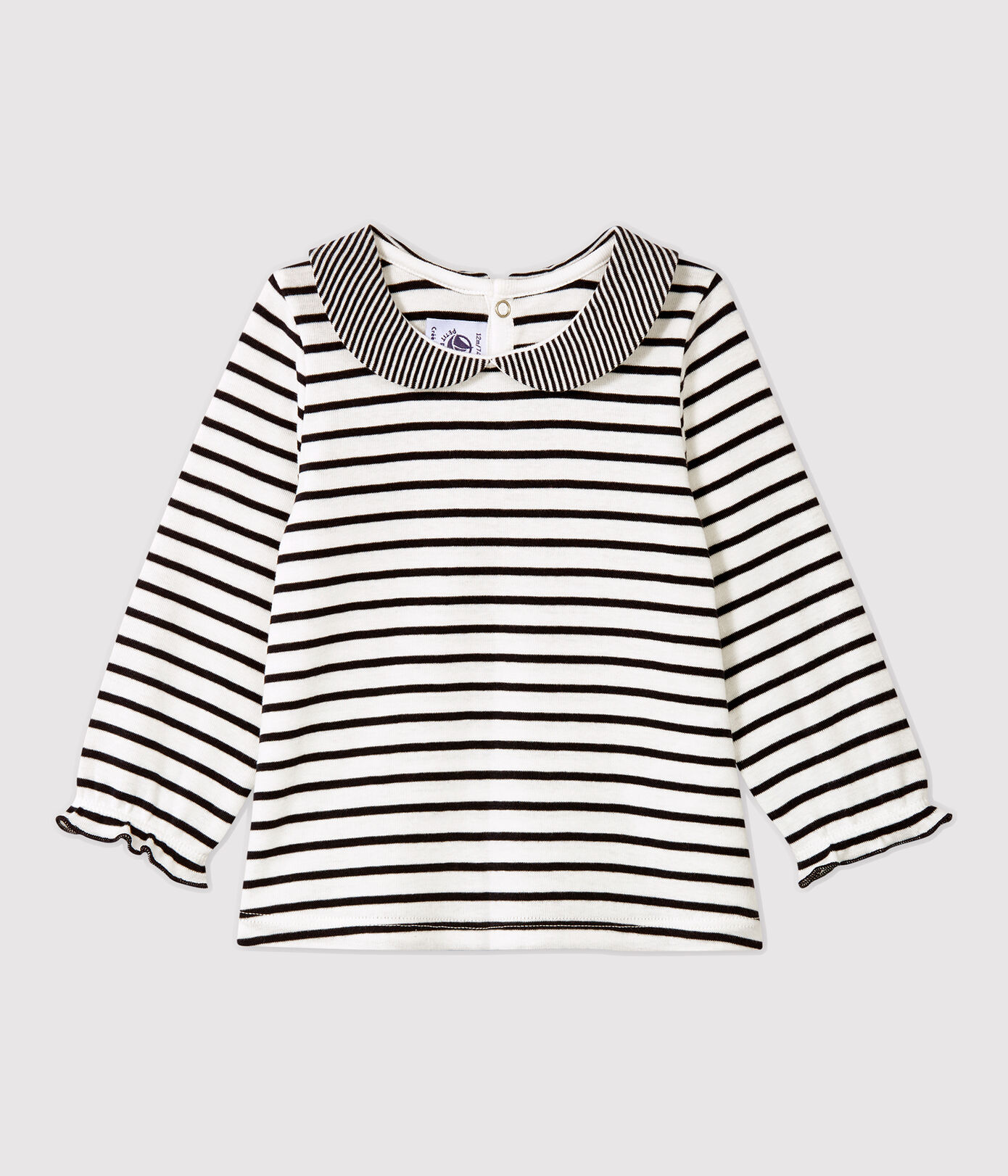 Blouse en coton bébé.