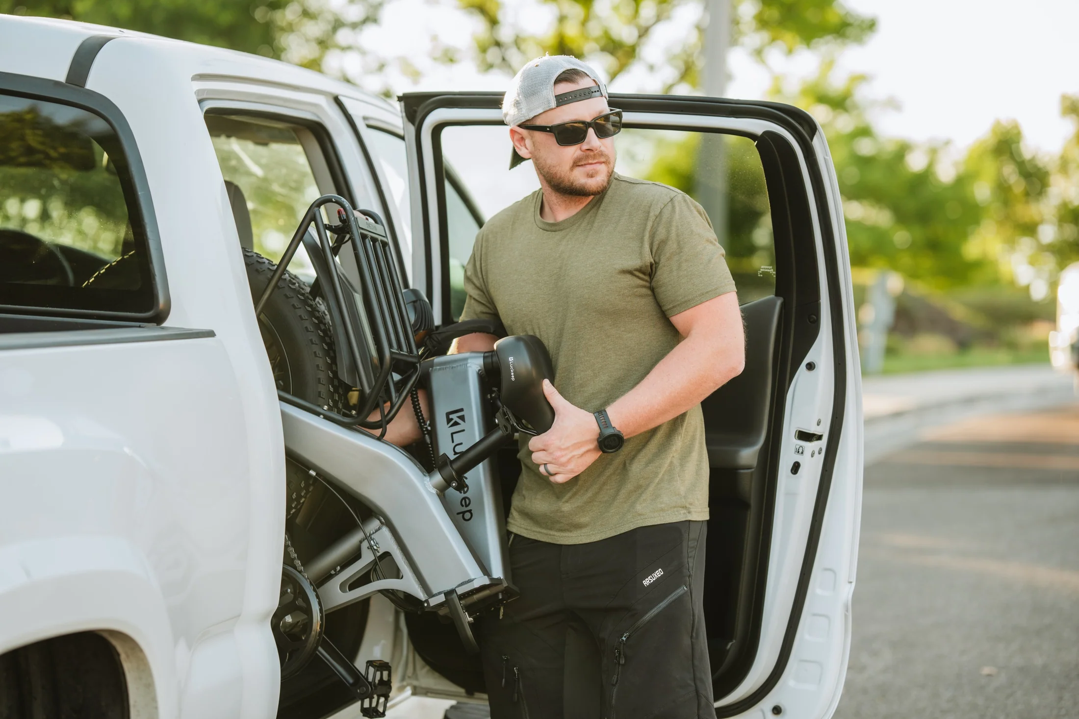 🔥 Luckeep X1 Folding eBike｜1200W Motor｜48V15Ah Battery｜28 MPH (45 km/h) Top Speed｜Long Range｜Off-Road｜Compact & Foldable