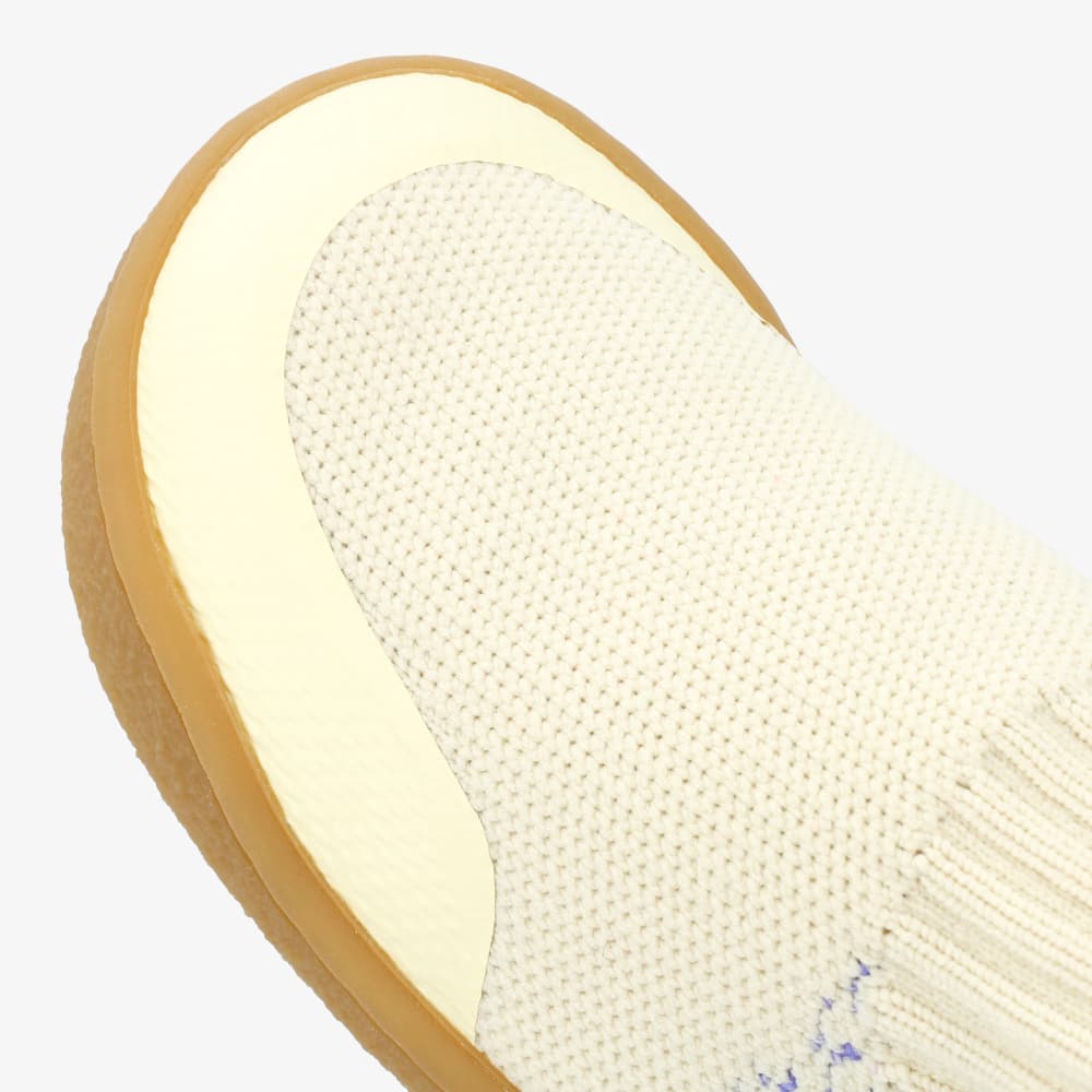 GROUNDIES®<br> Nara Kids