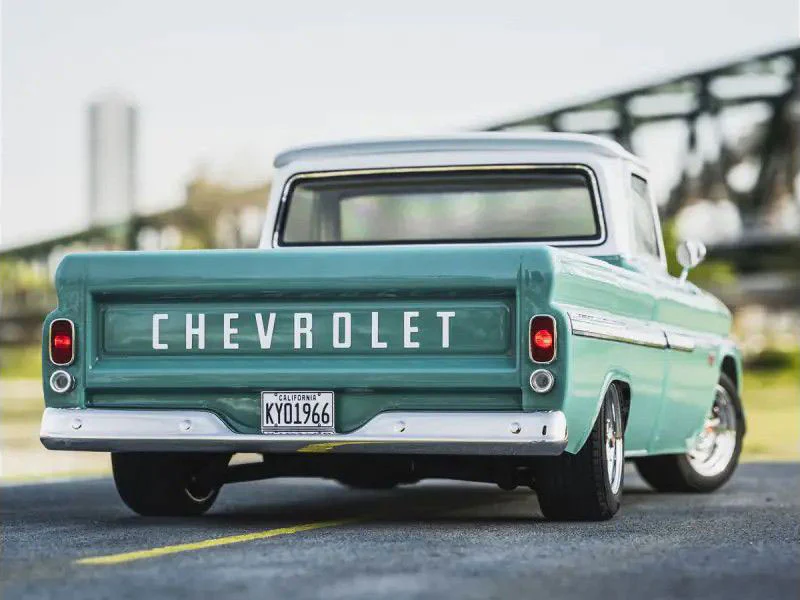 KYOSHO 1966 CHEVY C10