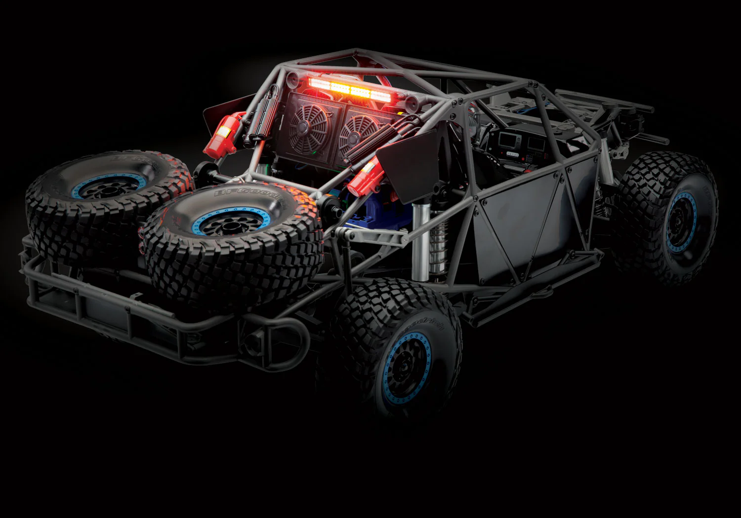 TRAXXAS ULTIMATE DESERT RACER