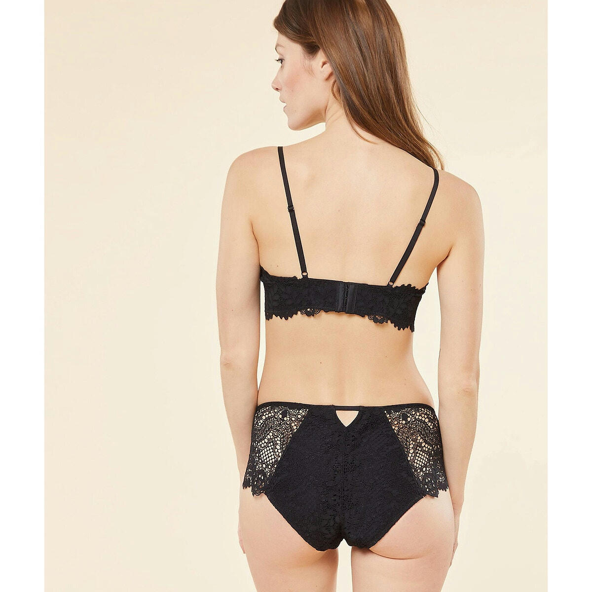 Shorty menstruel, Success CDR