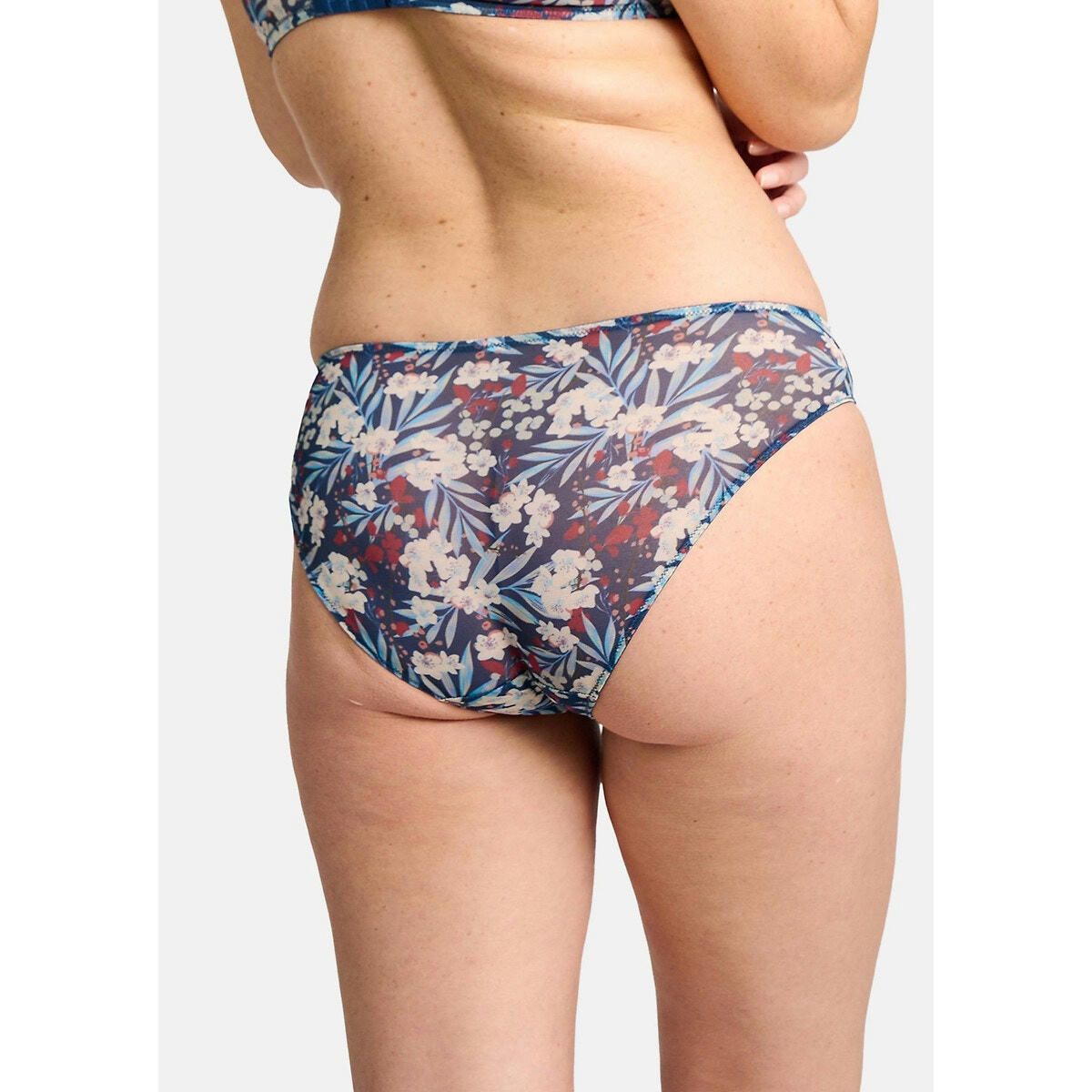 Slip So Pure Fantaisy