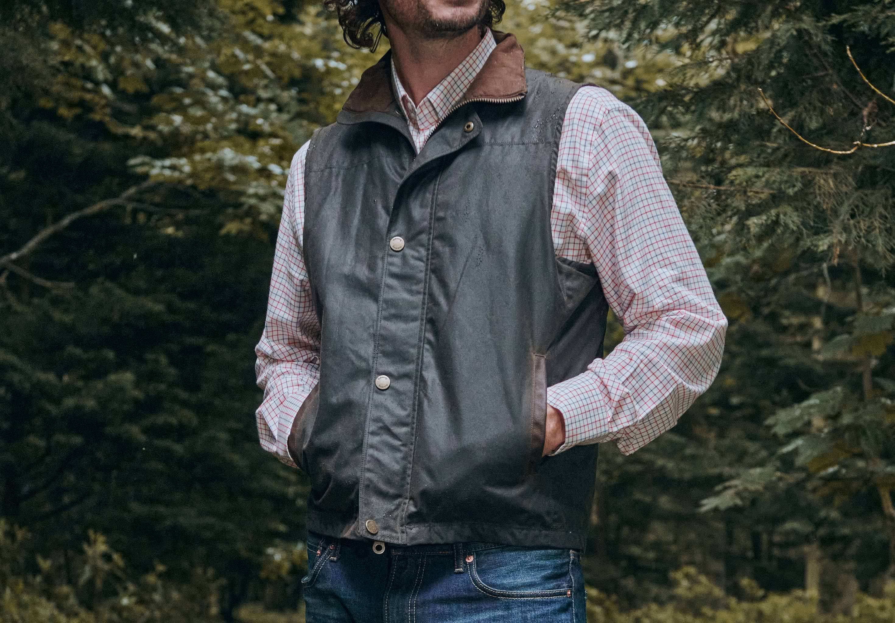 Mayfly Waxed Cotton Vest - Olive