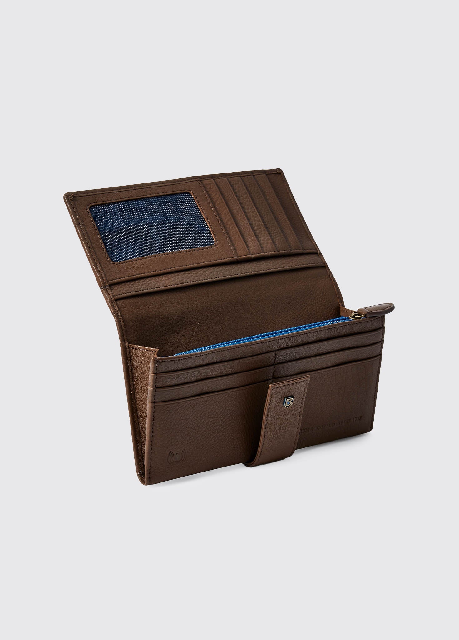 Strawhill Ladies wallet - Walnut