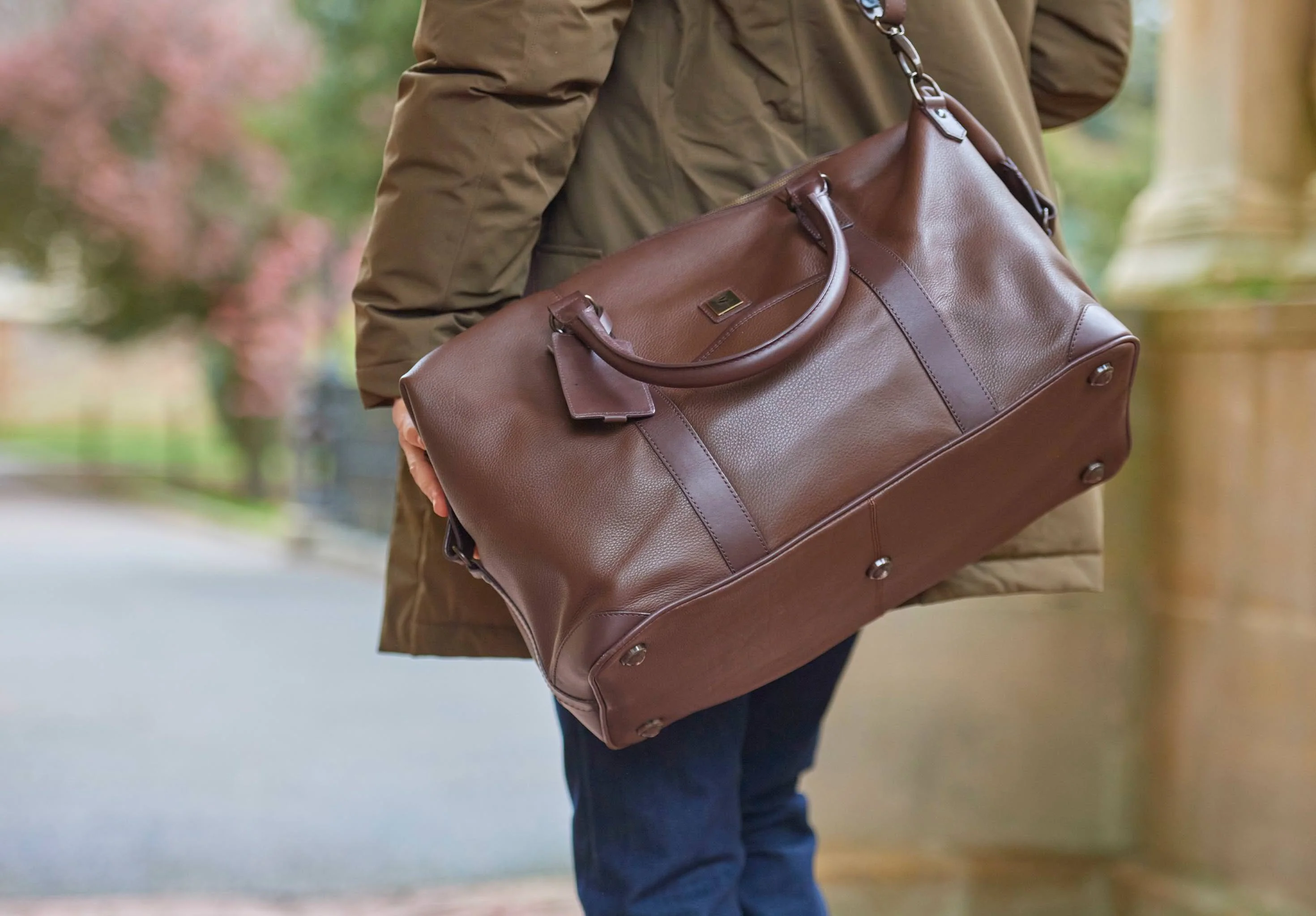 Tollymore  Leather Holdall - Walnut