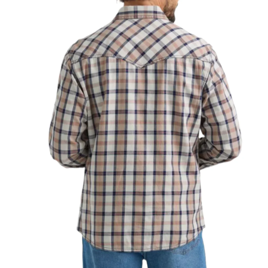 Wrangler Men's Retro Plaid Long Sleeve Snap Shirt