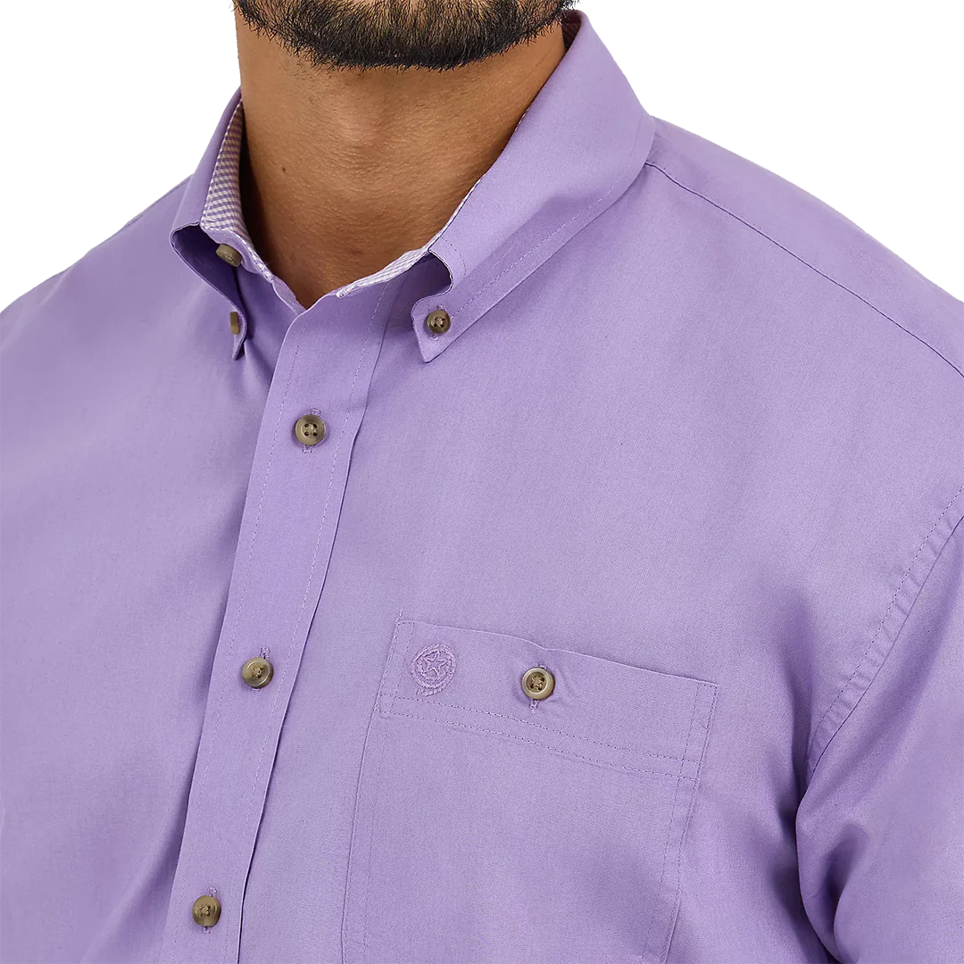 Wrangler Men's George Strait Solid Long Sleeve Button Down Shirt