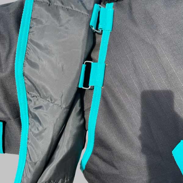 Tech Equestrian Rain Sheet with Detachable Neck