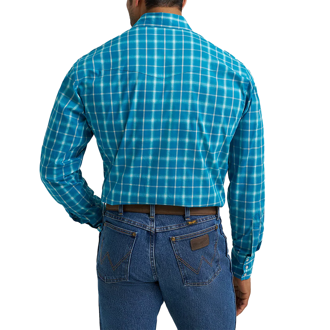 Wrangler Men's Wrinkle Resist Long Sleeve Western Snap Plaid Shirt