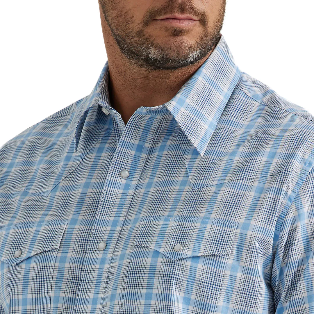 Wrangler Men's Wrinkle Resistant Plaid Snap Shirt