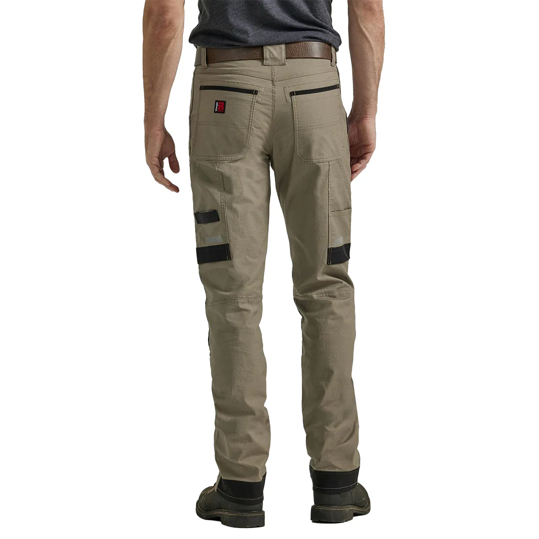 Wrangler Men's Tech Carpenter Pant