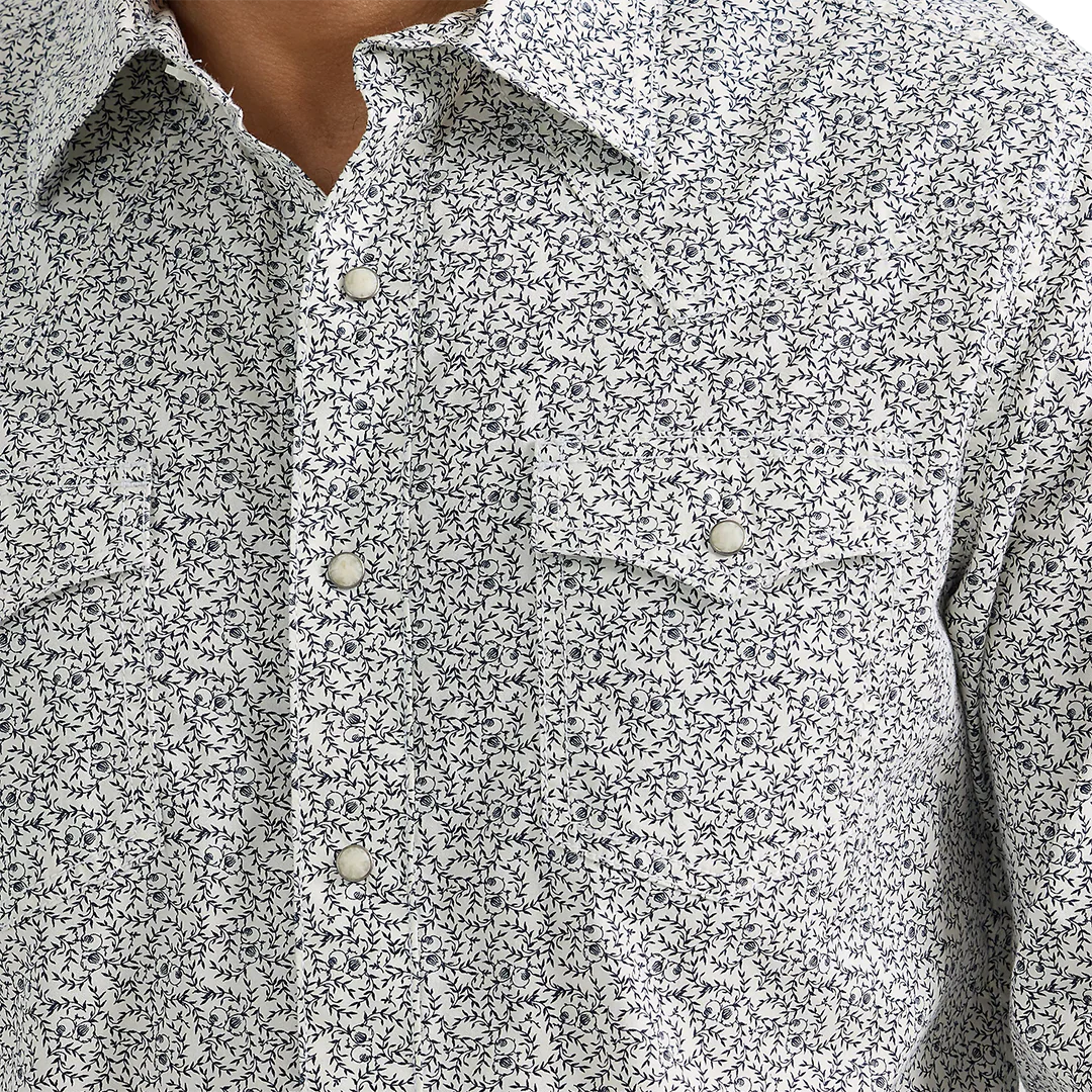 Wrangler Men's Retro Long Sleeve Snap Shirt