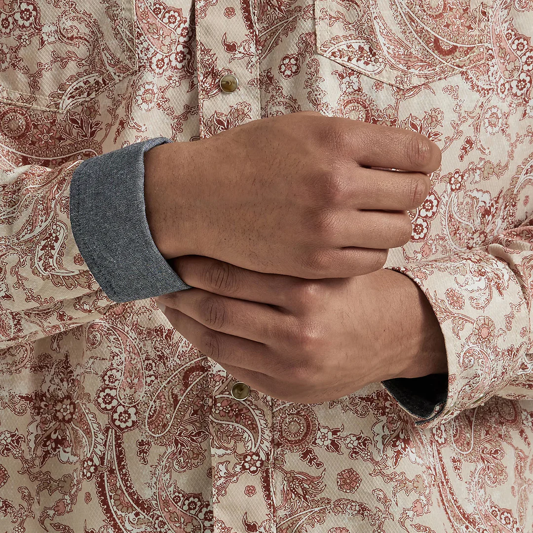 Wrangler Men's Retro Premium Western Snap Print Shirt in Peach Paisley