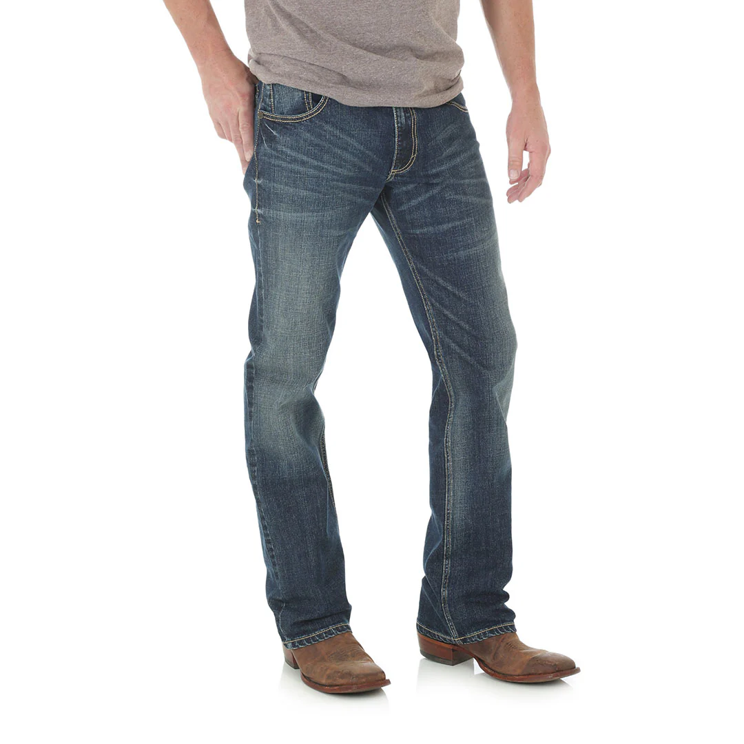 Wrangler Men's Retro Slim Fit Bootcut Jeans