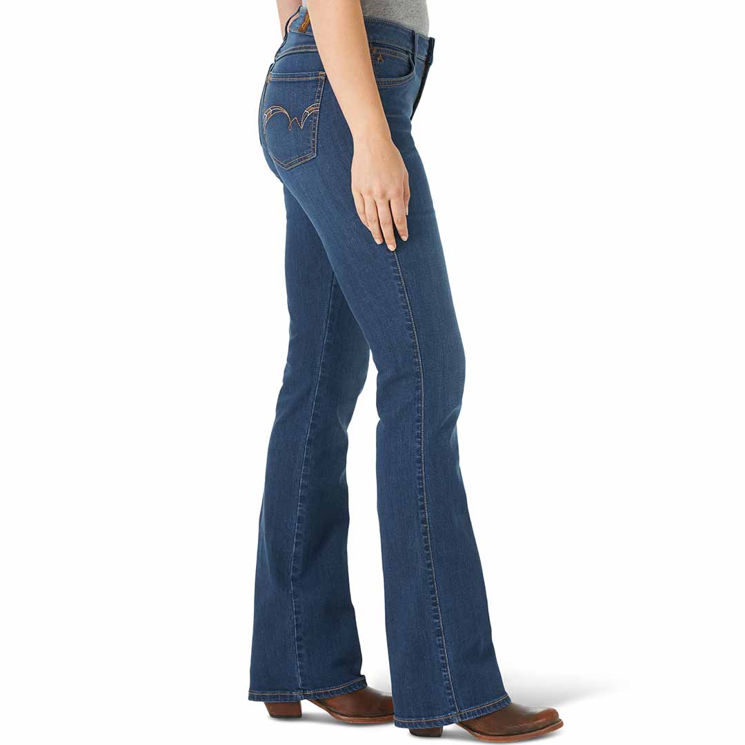 Wrangler Women's Aura Instantly Slimming Bootcut Leg Jeans
