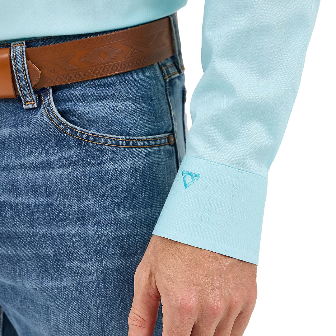 Wrangler Men's Cody Johnson Long Sleeve Button Shirt