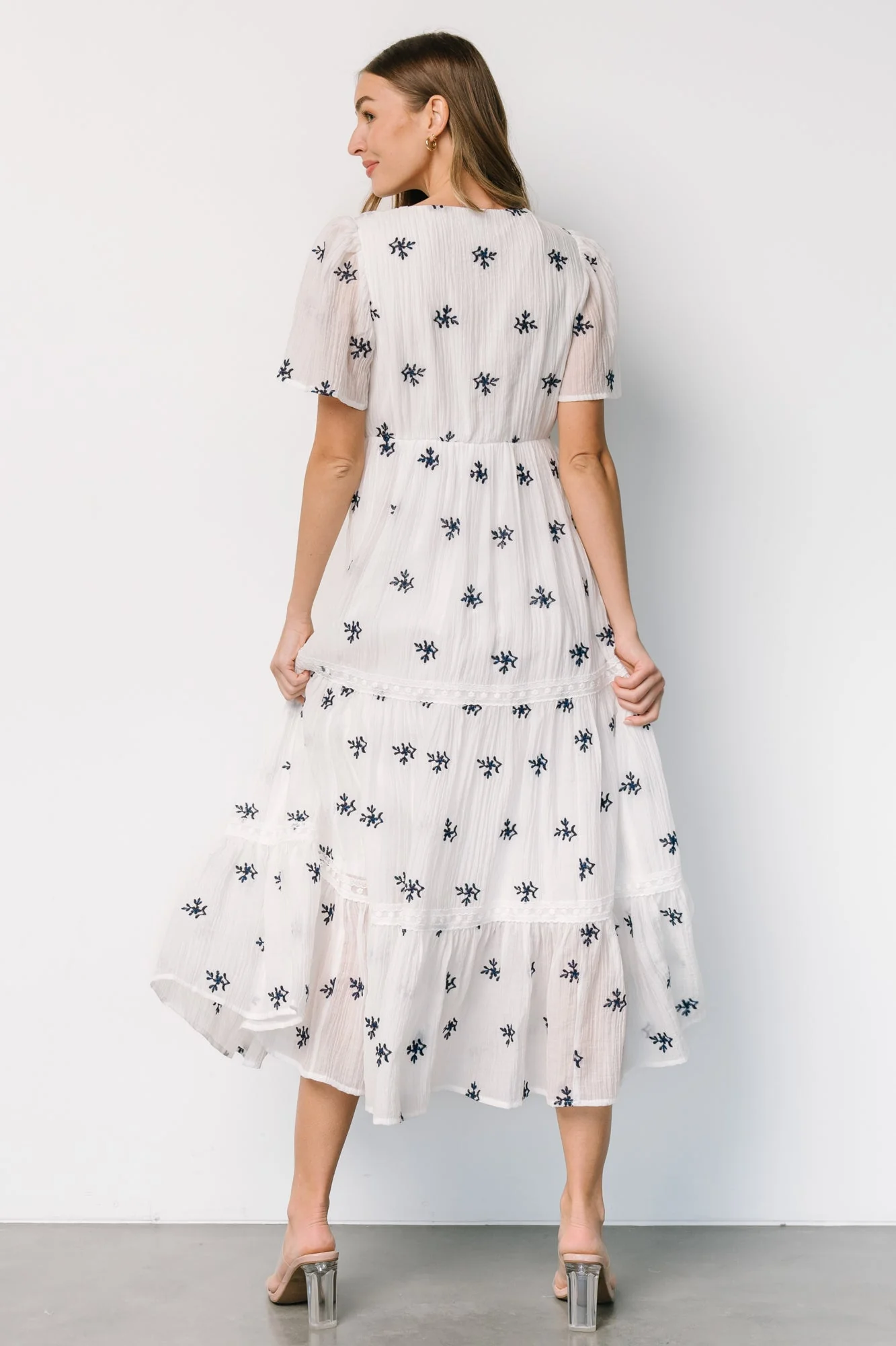 Jesenia Embroidered Dress | Off White + Navy