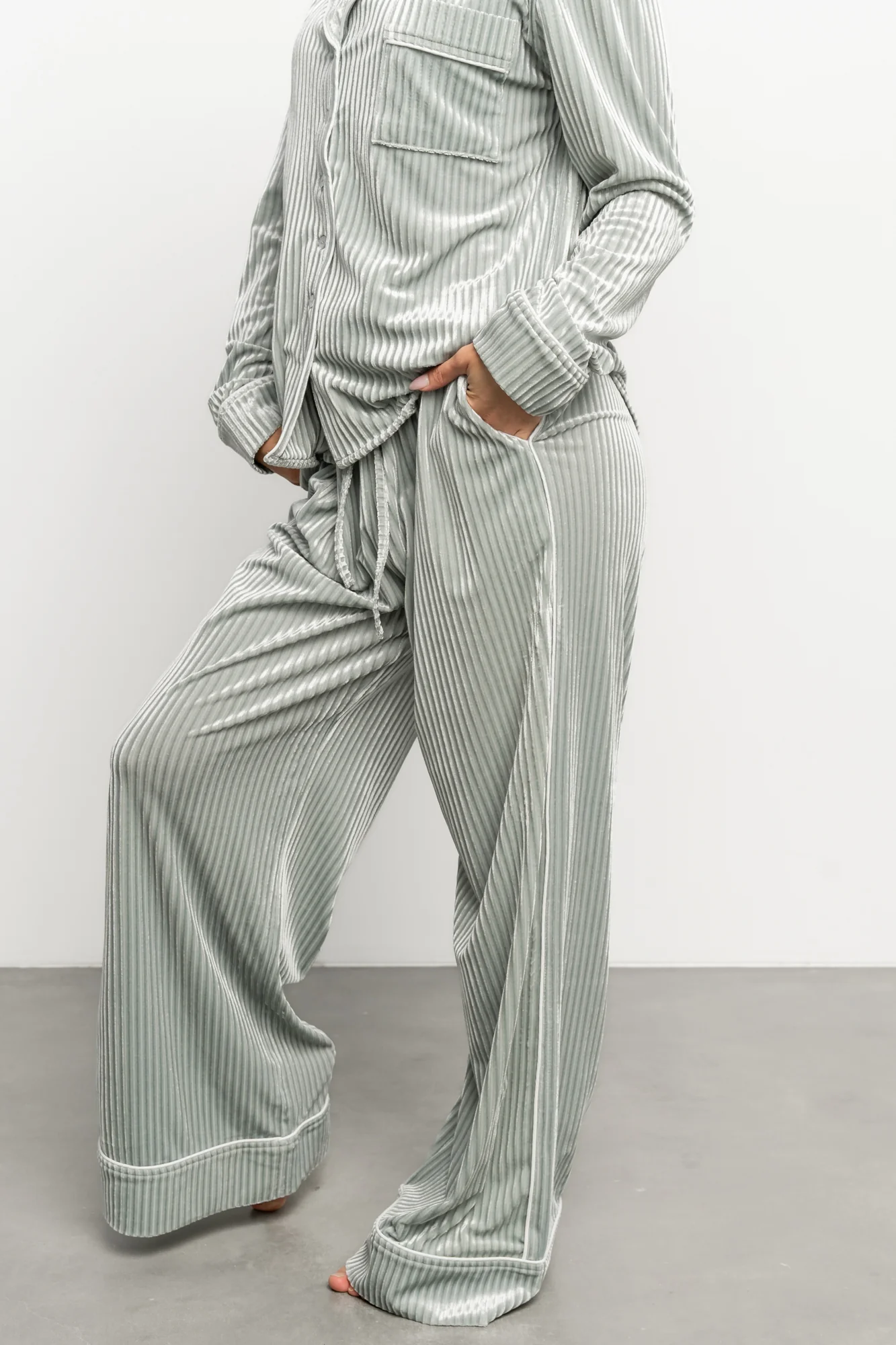 Klara Ribbed Velvet Pajama Set | Sage
