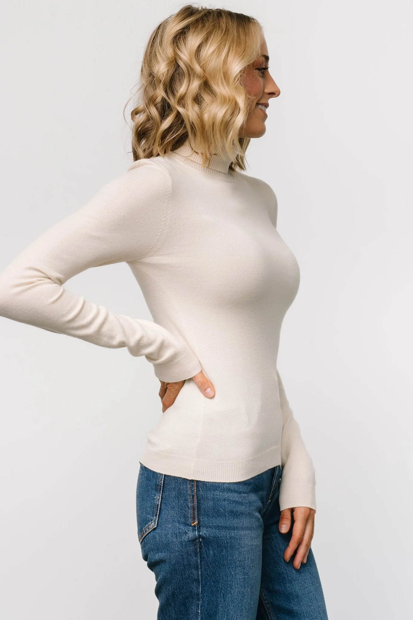 Lorelai Turtleneck Sweater Top | Cream