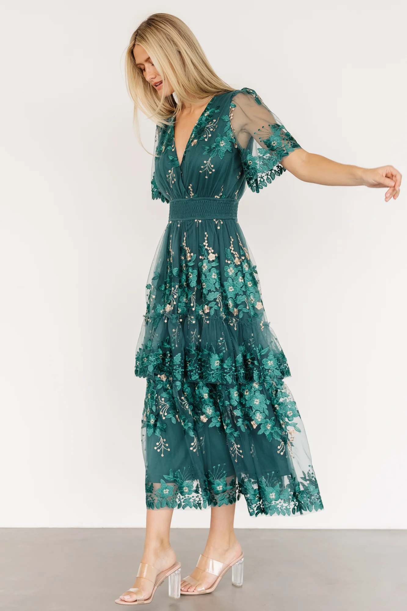Lotte Embroidered Midi Dress | Emerald