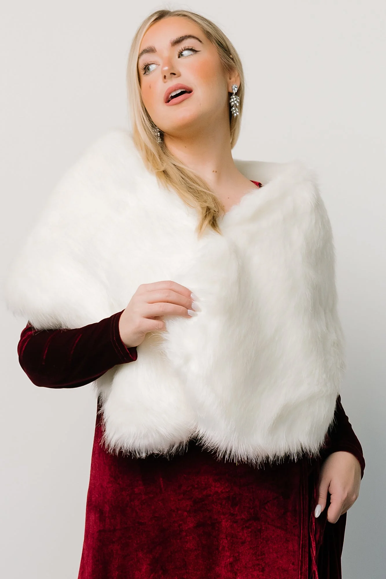 Jovie Faux Fur Shawl | Pearl