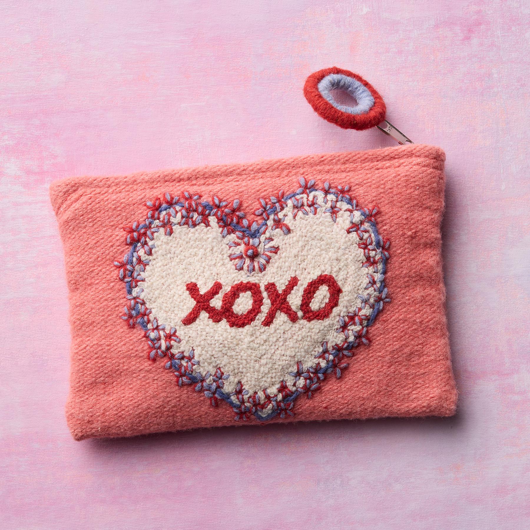 Heartful Pouch