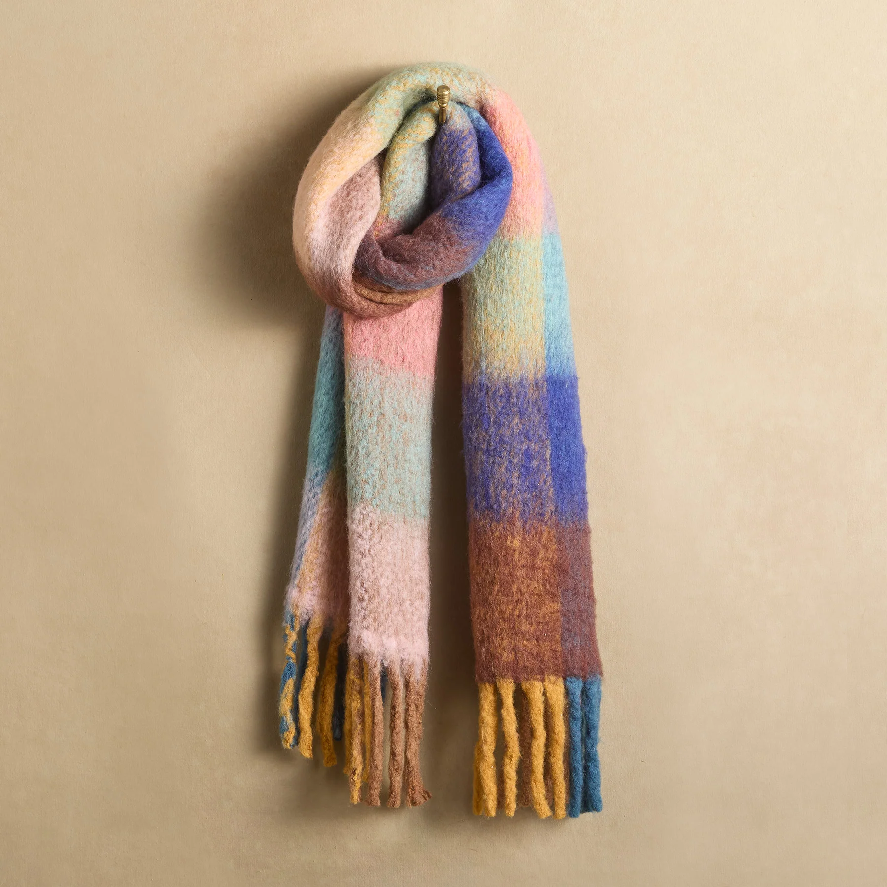 Gertie Scarf