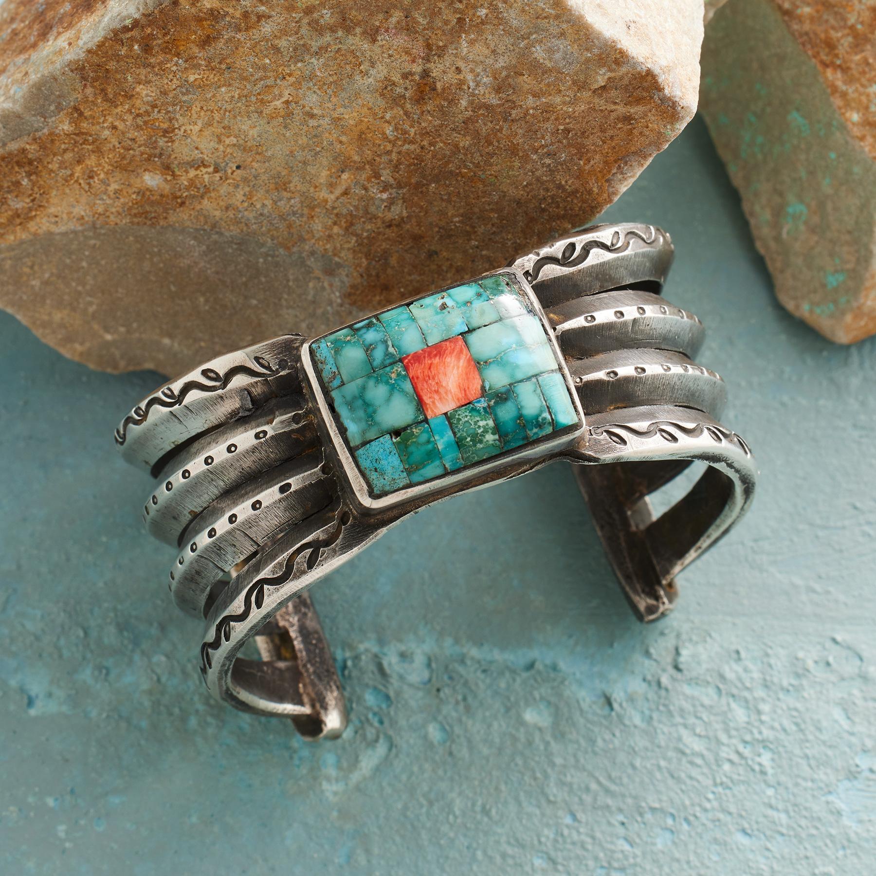 Centered Cuff
