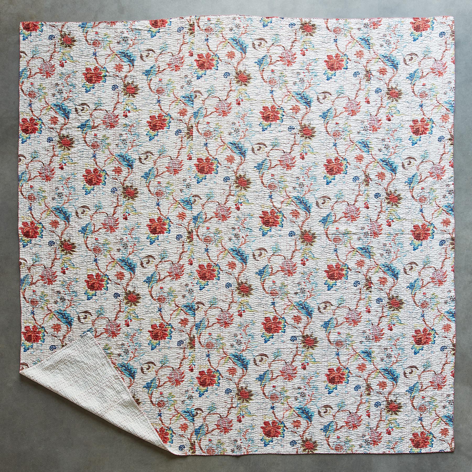 Theodora Lightweight Quilt