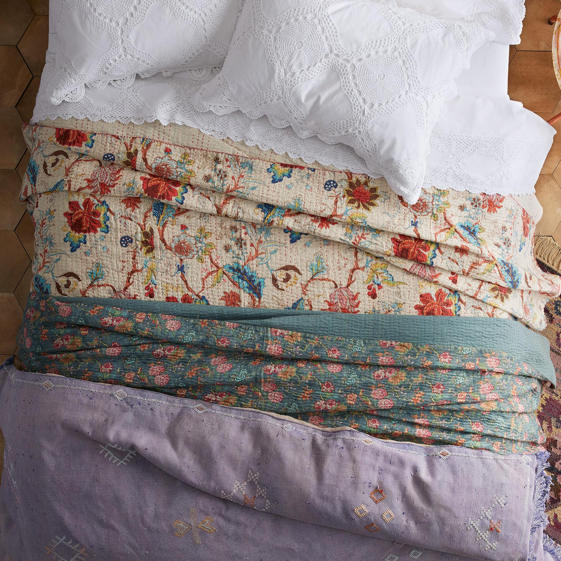 Lainey Lightweight Quilt