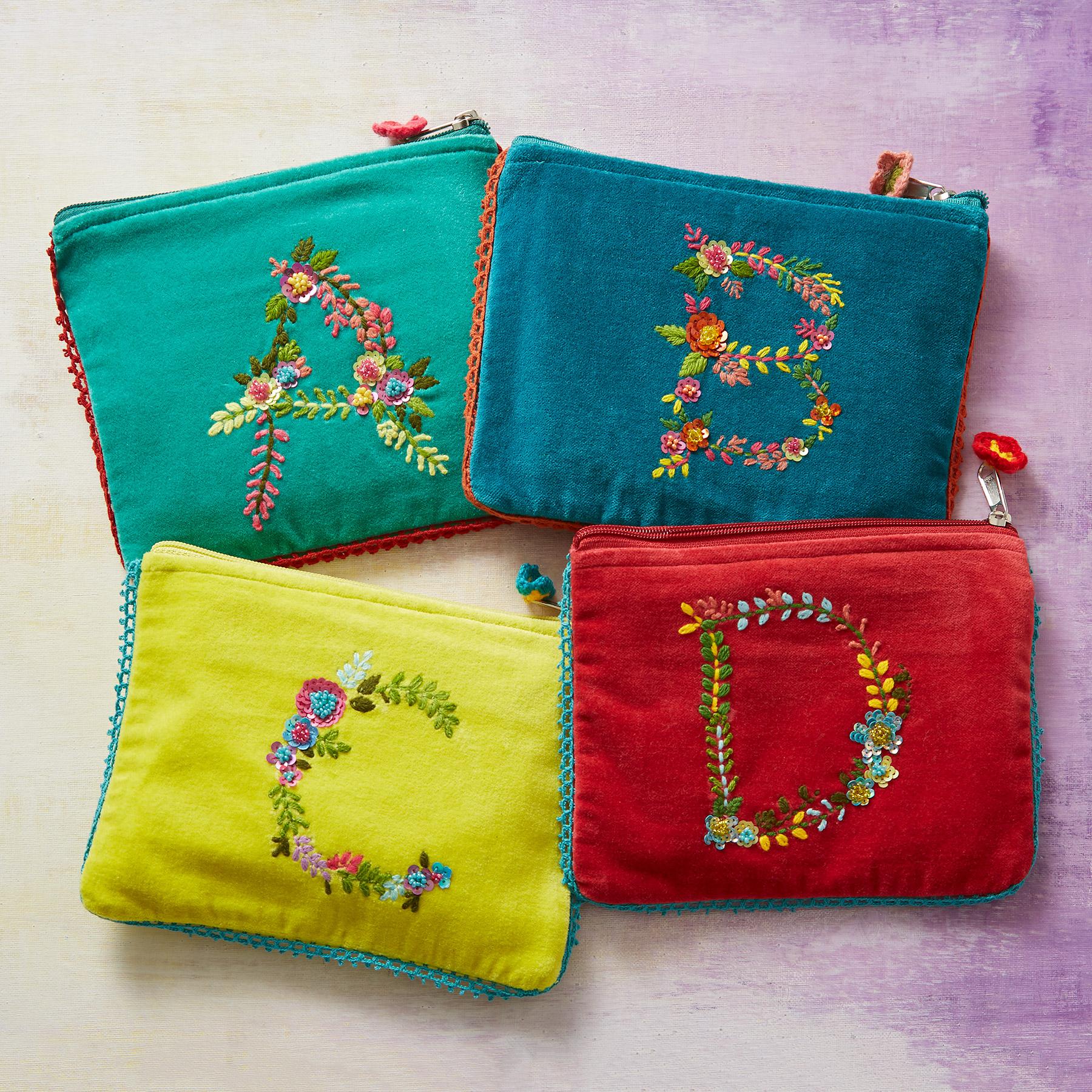 Garland Personalized Jewelry Pouch