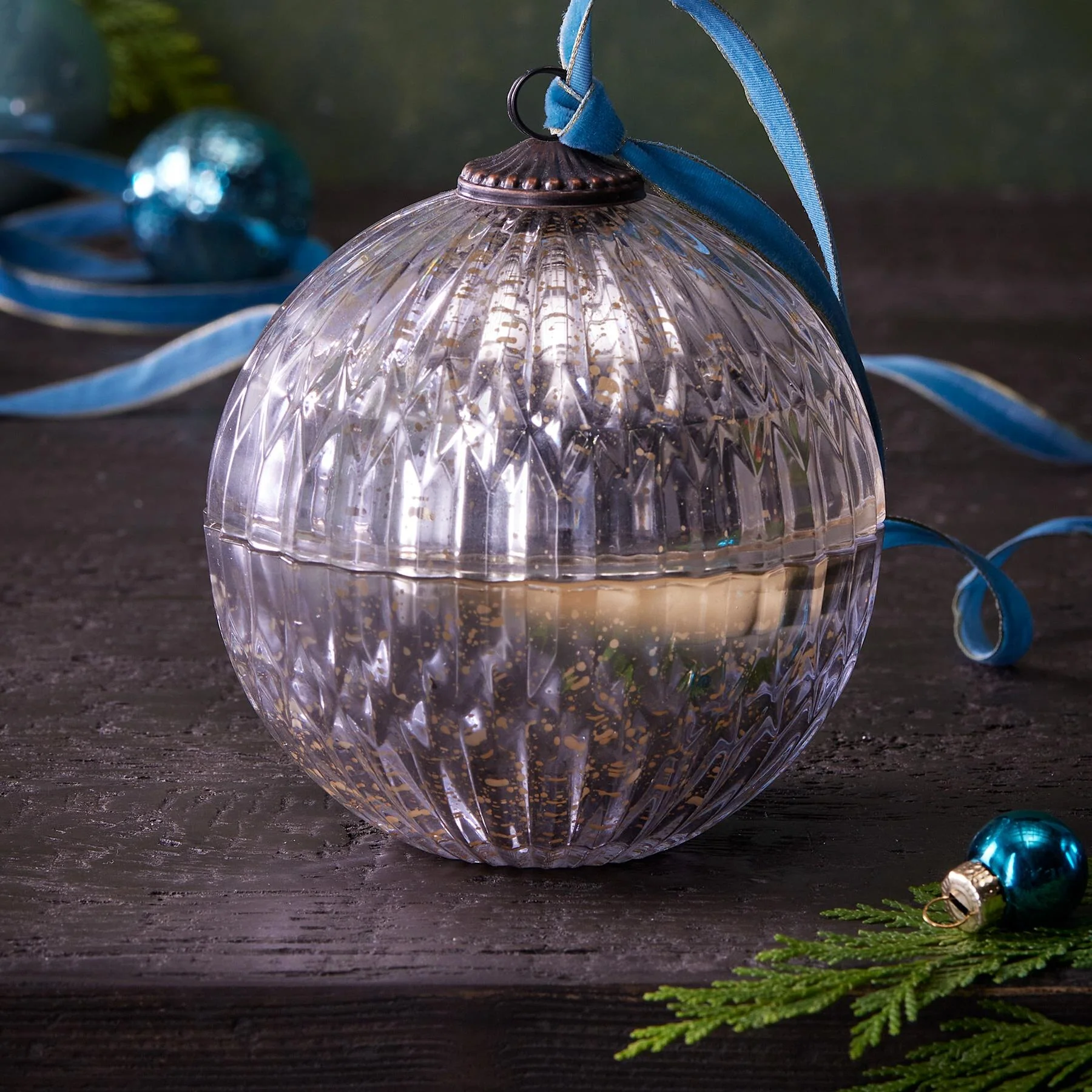 Balsam & Cedar Ornament Candle