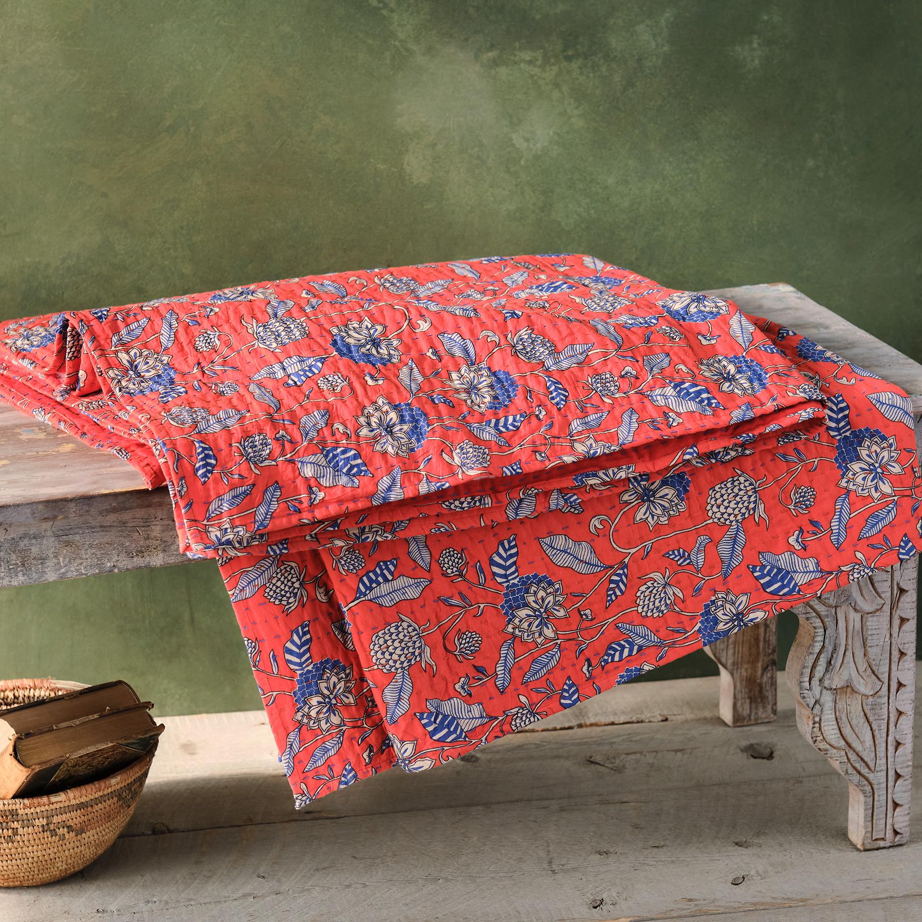 Arana Lightweight Quilt