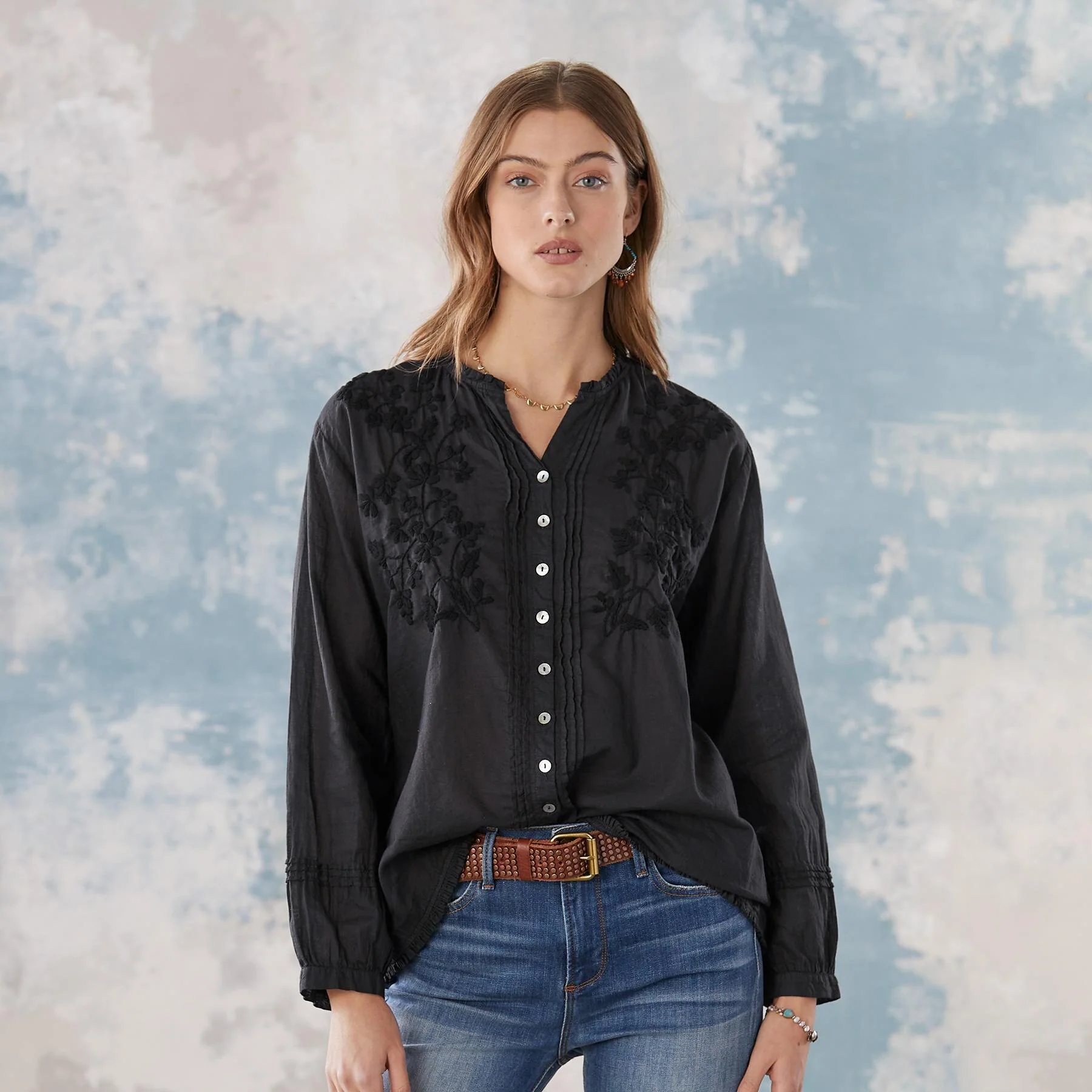 Elizabeth Timeless Top