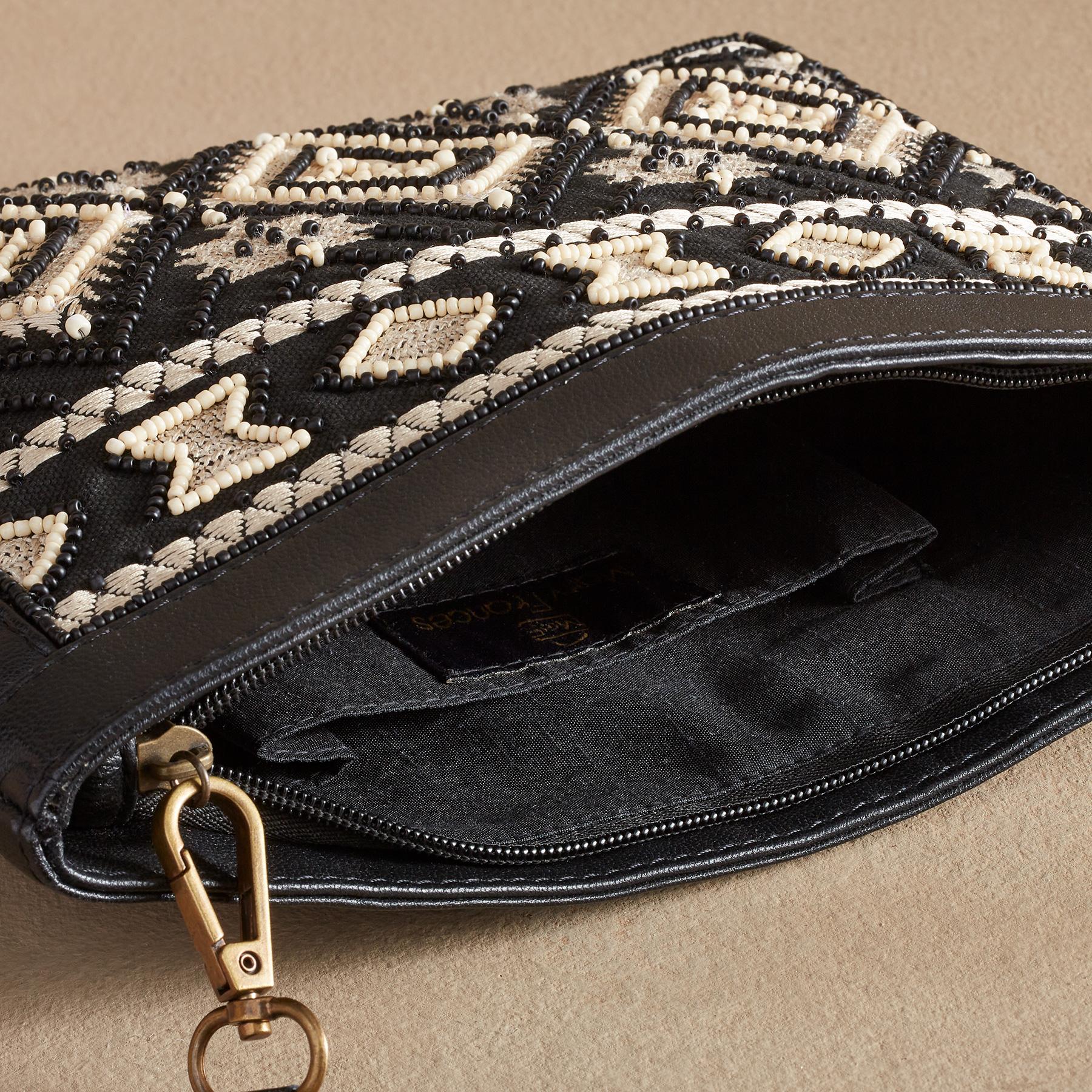 Chimbote Beaded Clutch